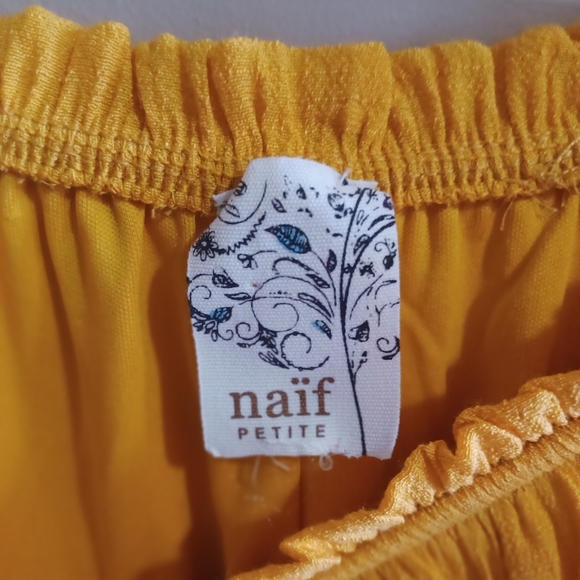 Naïf Boho Cold Shoulder Dress Sz M/L Yellow Crepe Knee Length Scoop Neck Island - Picture 2 of 8